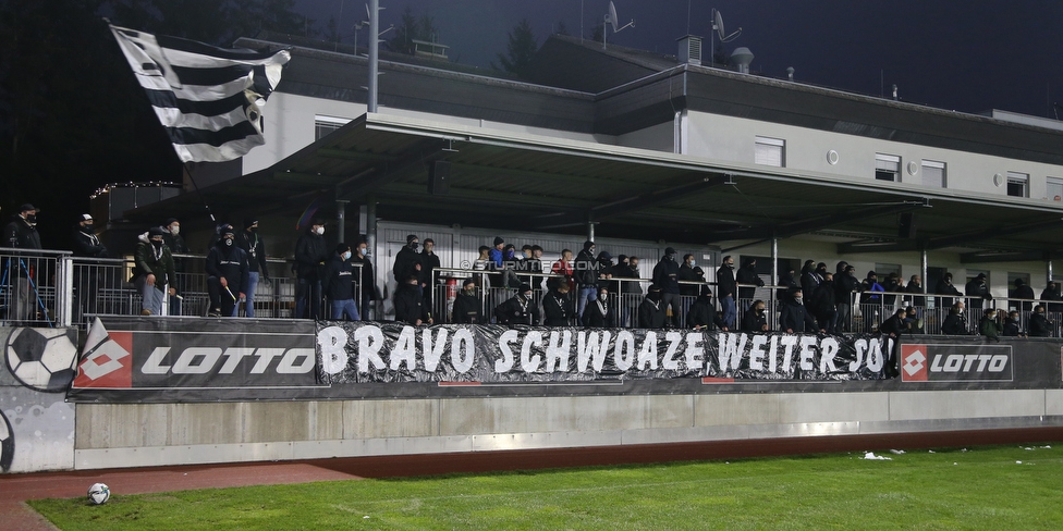 Sturm Graz Training
Oesterreichische Fussball Bundesliga, SK Sturm Graz Training, Trainingszentrum Messendorf, 18.12.2020. 

Foto zeigt Fans von Sturm mit einem Spruchband
Schlüsselwörter: COVID19 bravoschwoaze