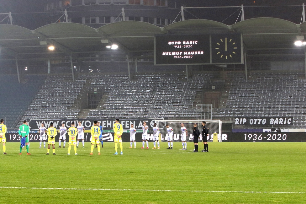 Sturm Graz - St. Poelten
Oesterreichische Fussball Bundesliga, 12. Runde, SK Sturm Graz - SKN St. Poelten, Stadion Liebenau Graz, 19.12.2020. 

Foto zeigt die Mannschaft von Sturm und die Mannschaft von St. Poelten bei einer Trauerminute
Schlüsselwörter: ottobaric COVID19 geisterspiel schwoazehelfen