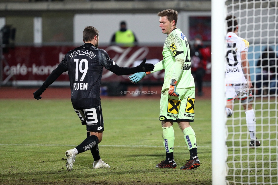 Wolfsberg - Sturm Graz
Oesterreichische Fussball Bundesliga, 7. Runde, Wolfsberger AC - SK Sturm Graz, Lavanttal-Arena Wolfsberg, 17.01.2021. 

Foto zeigt Andreas Kuen (Sturm) und Joerg Siebenhandl (Sturm)
Schlüsselwörter: COVID19 geisterspiel