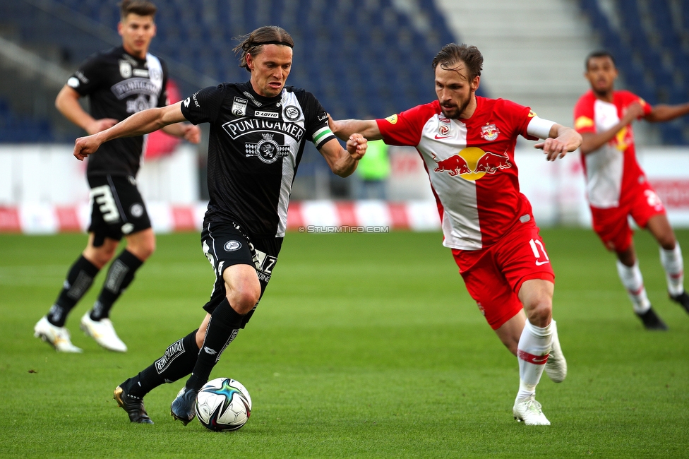 RB Salzburg - Sturm Graz
Oesterreichische Fussball Bundesliga, 23. Runde, FC RB Salzburg - SK Sturm Graz, Stadion Wals-Siezenheim, 04.04.2021. 

Foto zeigt Stefan Hierlaender (Sturm) und Andreas Ulmer (Salzburg)
