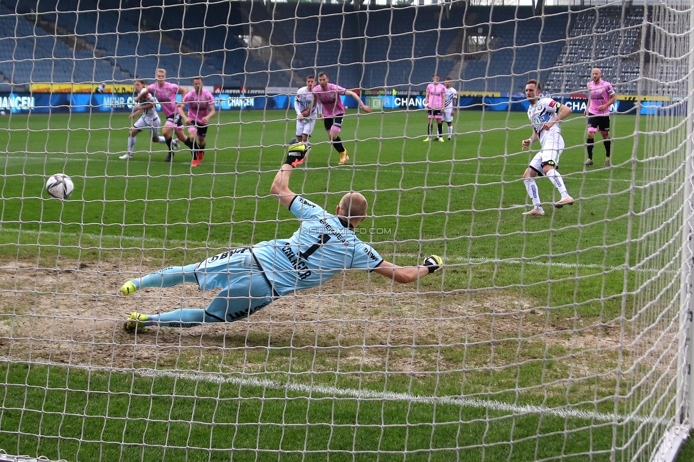 Sturm Graz - LASK
Oesterreichische Fussball Bundesliga, 27. Runde, SK Sturm Graz - LASK, Stadion Liebenau Graz, 25.04.2021. 

Foto zeigt Jakob Jantscher (Sturm) und Alexander Schlager (LASK)
Schlüsselwörter: COVID19 geisterspiel elfmeter tor