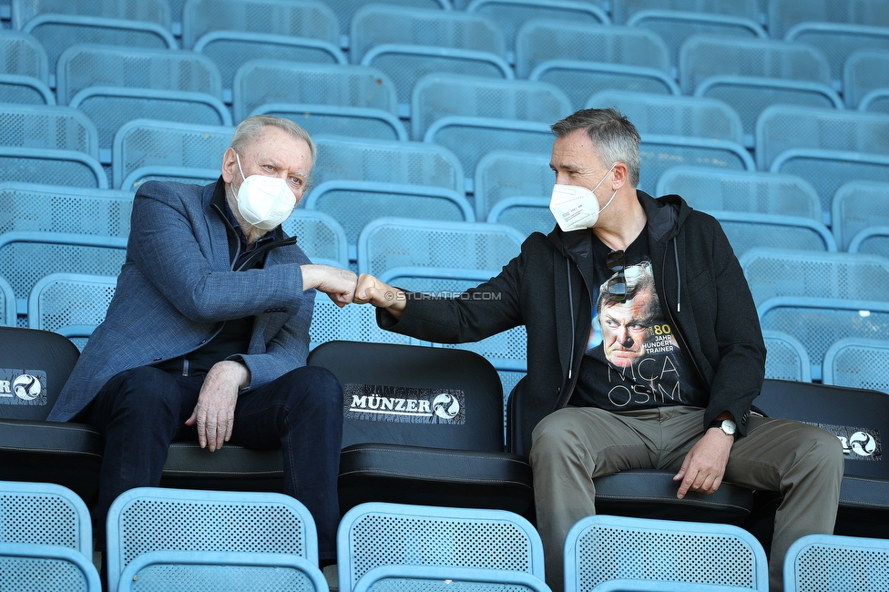 Sturm Graz - Salzburg
Oesterreichische Fussball Bundesliga, 29. Runde, SK Sturm Graz - FC RB Salzburg, Stadion Liebenau Graz, 09.05.2021. 

Foto zeigt Ivica Osim (ehem. Trainer Sturm) und Christian Jauk (Praesident Sturm)
Schlüsselwörter: COVID19 geisterspiel