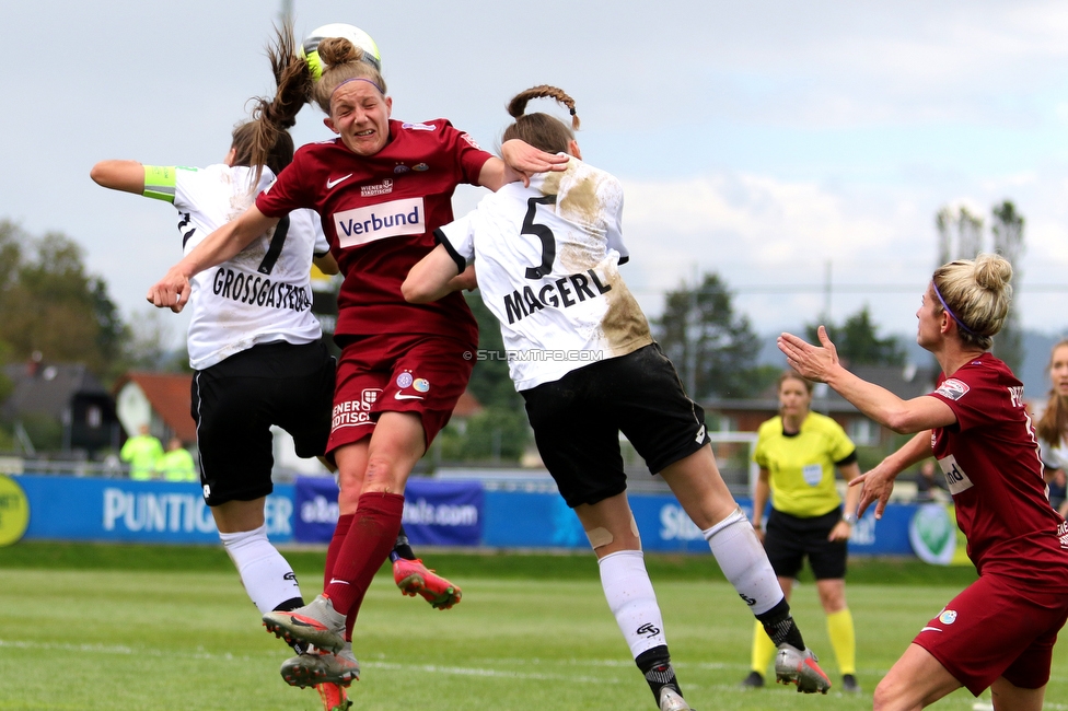 Sturm Damen - Austria Wien Landhaus
OEFB Frauen Bundesliga, 18. Runde, SK Sturm Graz Damen - SG Austria Wien USC Landhaus, Trainingszentrum Messendor Graz, 30.05.2021. 

Foto zeigt Stefanie Grossgasteiger (Sturm Damen) und Julia Magerl (Sturm Damen)
