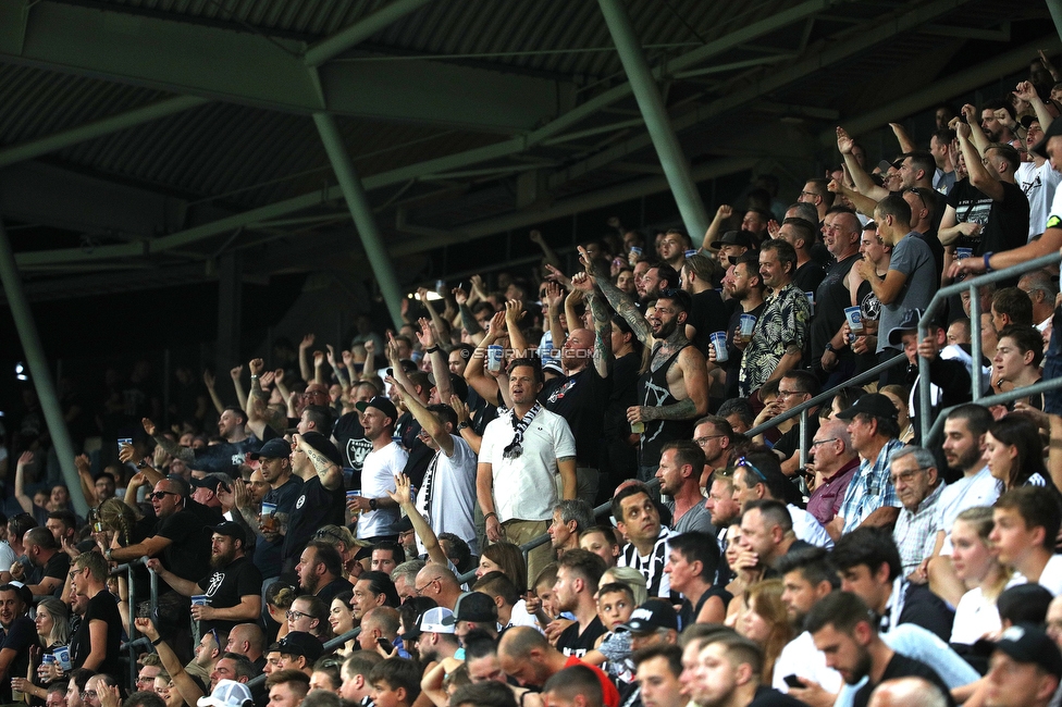 Sturm Graz - Roter Stern Belgrad
Testspiel, SK Sturm Graz - FK Roter Stern Belgrad, Stadion Liebenau Graz, 08.07.2021. 

Foto zeigt Fans von Sturm
