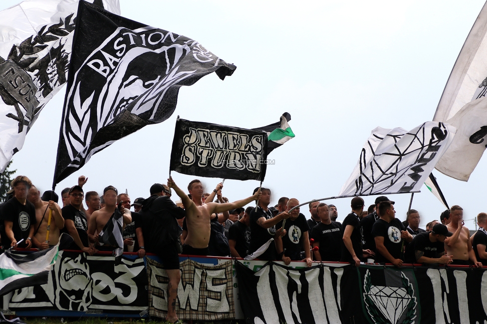 Stadl-Paura - Sturm Graz
OEFB Cup, 1. Runde, ATSV Stadl-Paura - SK Sturm Graz, Maximilian-Pagl-Stadion Stadl-Paura, 17.07.2021. 

Foto zeigt Fans von Sturm
Schlüsselwörter: jewels