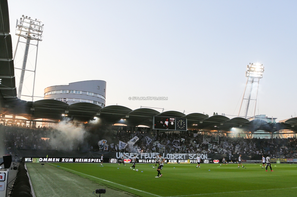 Sturm Graz - RB Salzburg
Oesterreichische Fussball Bundesliga, 1. Runde, SK Sturm Graz - FC RB Salzburg, Stadion Liebenau Graz, 23.07.2021. 

Foto zeigt Fans von Sturm mit einem Spruchband
Schlüsselwörter: pyrotechnik