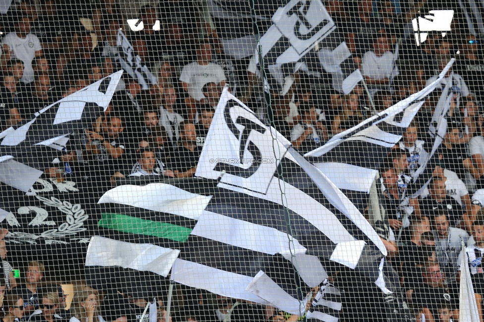 Sturm Graz - RB Salzburg
Oesterreichische Fussball Bundesliga, 1. Runde, SK Sturm Graz - FC RB Salzburg, Stadion Liebenau Graz, 23.07.2021. 

Foto zeigt Fans von Sturm
