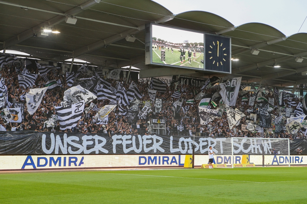 Sturm Graz - RB Salzburg
Oesterreichische Fussball Bundesliga, 1. Runde, SK Sturm Graz - FC RB Salzburg, Stadion Liebenau Graz, 23.07.2021. 

Foto zeigt Fans von Sturm mit einem Spruchband
