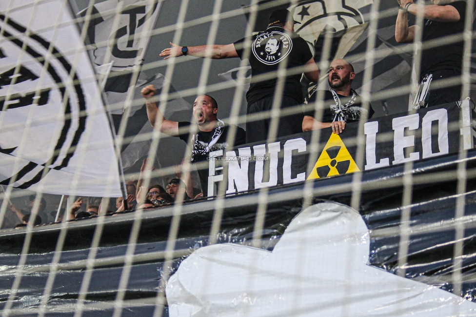 Sturm Graz - RB Salzburg
Oesterreichische Fussball Bundesliga, 1. Runde, SK Sturm Graz - FC RB Salzburg, Stadion Liebenau Graz, 23.07.2021. 

Foto zeigt Fans von Sturm
Schlüsselwörter: brigata vorsaenger