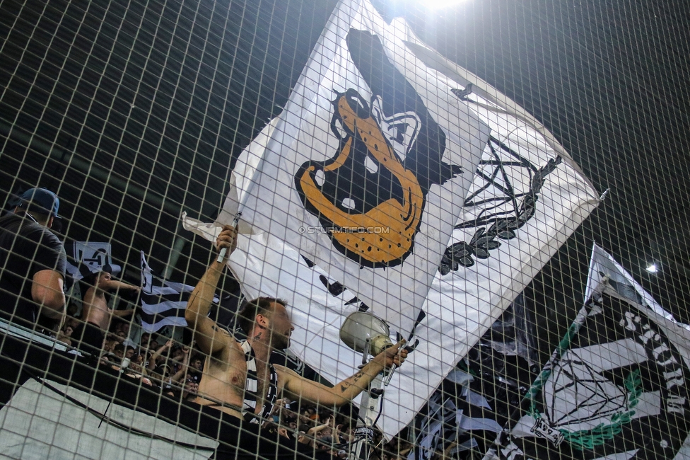 Sturm Graz - RB Salzburg
Oesterreichische Fussball Bundesliga, 1. Runde, SK Sturm Graz - FC RB Salzburg, Stadion Liebenau Graz, 23.07.2021. 

Foto zeigt Fans von Sturm
Schlüsselwörter: jewels