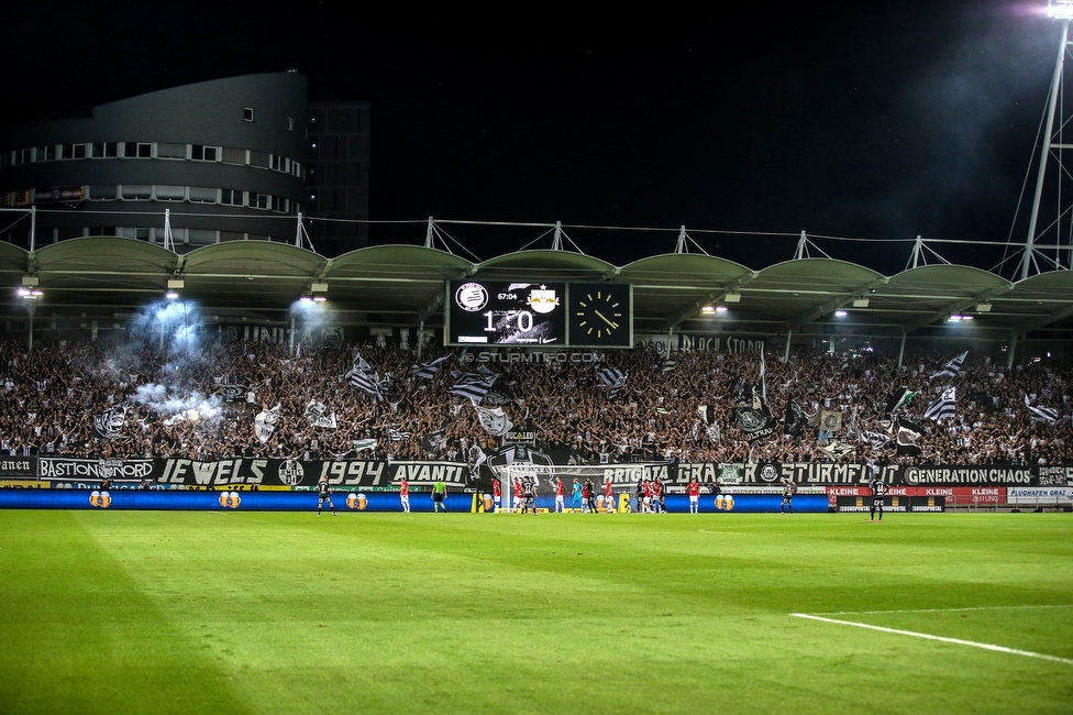 Sturm Graz - RB Salzburg
Oesterreichische Fussball Bundesliga, 1. Runde, SK Sturm Graz - FC RB Salzburg, Stadion Liebenau Graz, 23.07.2021. 

Foto zeigt Fans von Sturm
