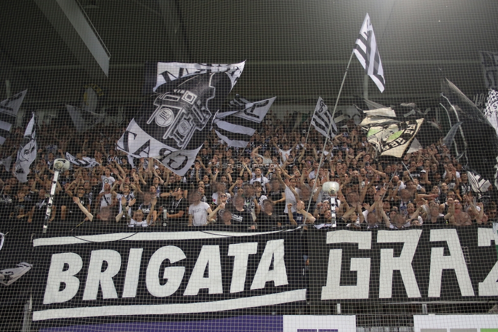 Sturm Graz - RB Salzburg
Oesterreichische Fussball Bundesliga, 1. Runde, SK Sturm Graz - FC RB Salzburg, Stadion Liebenau Graz, 23.07.2021. 

Foto zeigt Fans von Sturm
Schlüsselwörter: brigata