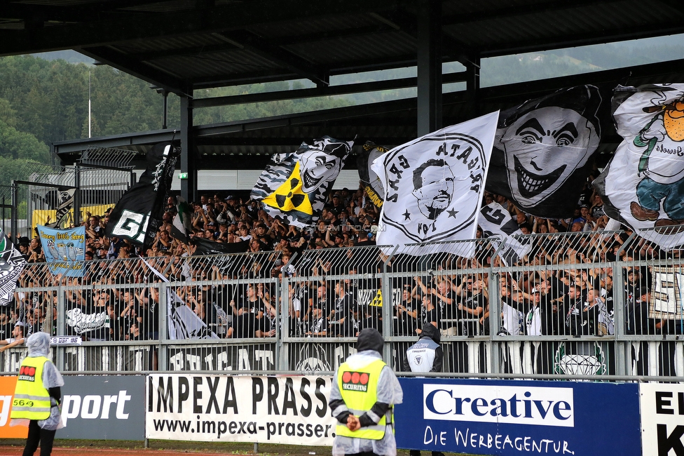 Wolfsberg - Sturm Graz
Oesterreichische Fussball Bundesliga, 2. Runde, Wolfsberger AC - SK Sturm Graz, Lavanttal Arena Wolfsberg, 01.08.2021. 

Foto zeigt Fans von Sturm
Schlüsselwörter: brigata