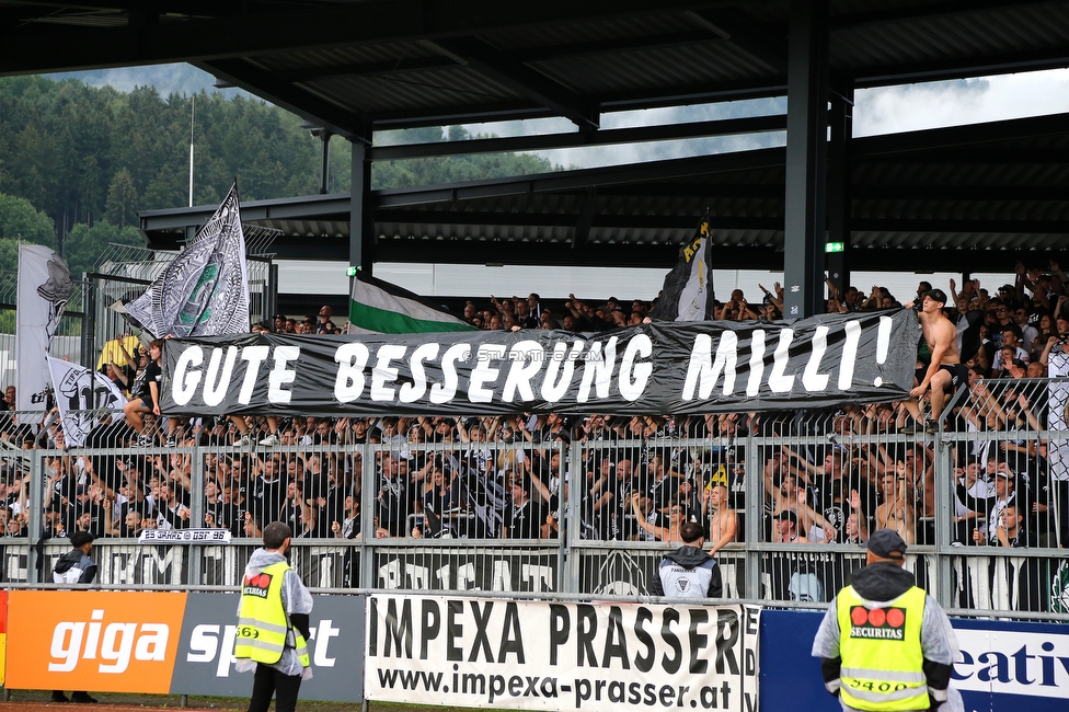 Wolfsberg - Sturm Graz
Oesterreichische Fussball Bundesliga, 2. Runde, Wolfsberger AC - SK Sturm Graz, Lavanttal Arena Wolfsberg, 01.08.2021. 

Foto zeigt Fans von Sturm mit einem Spruchband
Schlüsselwörter: brigata