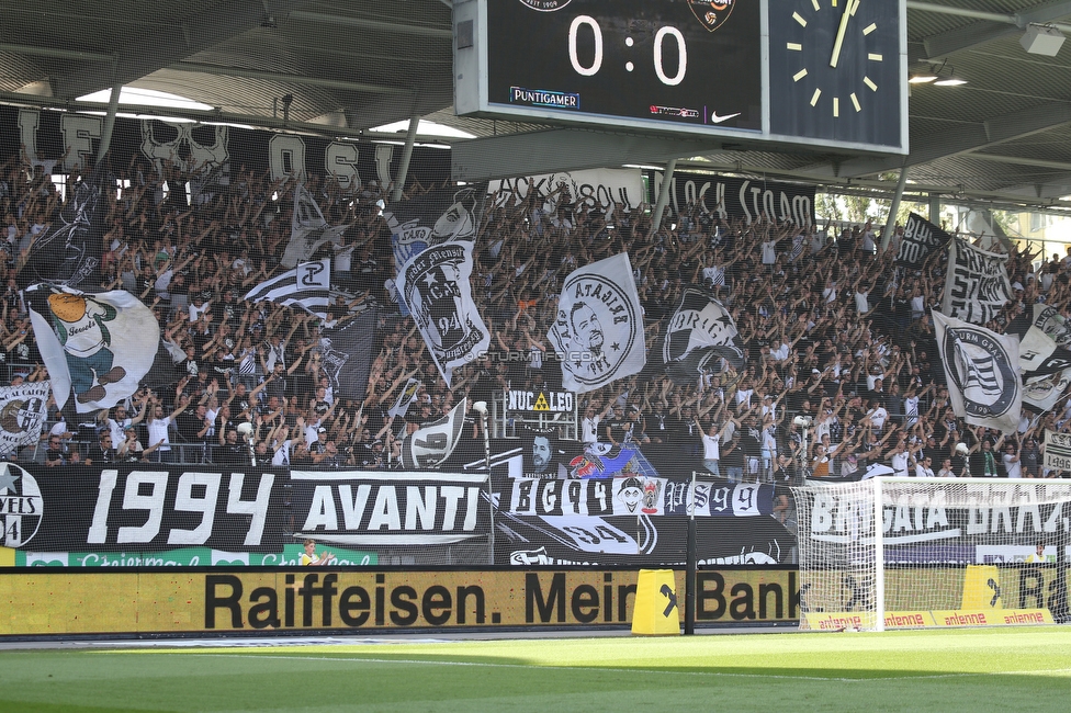 Sturm Graz - Altach
Oesterreichische Fussball Bundesliga, 3. Runde, SK Sturm Graz - SCR Altach, Stadion Liebenau Graz, 07.08.2021. 

Foto zeigt Fans von Sturm
Schlüsselwörter: brigata