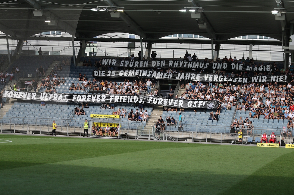 Sturm Graz - Altach
Oesterreichische Fussball Bundesliga, 3. Runde, SK Sturm Graz - SCR Altach, Stadion Liebenau Graz, 07.08.2021. 

Foto zeigt Fans von Sturm mit einem Spruchband
Schlüsselwörter: brigata sturmflut