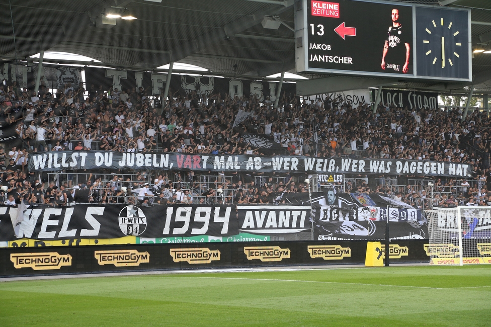 Sturm Graz - Altach
Oesterreichische Fussball Bundesliga, 3. Runde, SK Sturm Graz - SCR Altach, Stadion Liebenau Graz, 07.08.2021. 

Foto zeigt Fans von Sturm mit einem Spruchband
Schlüsselwörter: VAR