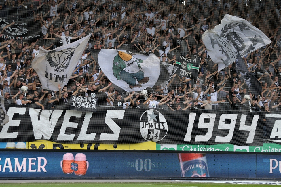 Sturm Graz - Altach
Oesterreichische Fussball Bundesliga, 3. Runde, SK Sturm Graz - SCR Altach, Stadion Liebenau Graz, 07.08.2021. 

Foto zeigt Fans von Sturm
Schlüsselwörter: jewels