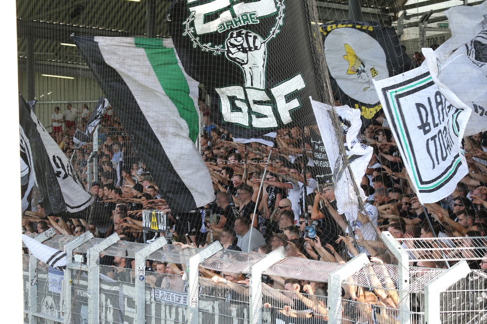 LASK - Sturm Graz
Oesterreichische Fussball Bundesliga, 4. Runde, LASK - SK Sturm Graz, Waldstadion Pasching, 15.08.2021. 

Foto zeigt Fans von Sturm
Schlüsselwörter: sturmflut