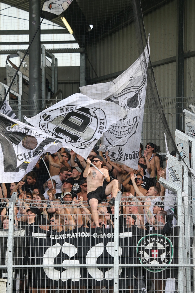 LASK - Sturm Graz
Oesterreichische Fussball Bundesliga, 4. Runde, LASK - SK Sturm Graz, Waldstadion Pasching, 15.08.2021. 

Foto zeigt Fans von Sturm
Schlüsselwörter: generationchaos