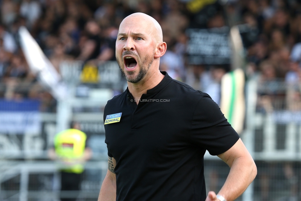 LASK - Sturm Graz
Oesterreichische Fussball Bundesliga, 4. Runde, LASK - SK Sturm Graz, Waldstadion Pasching, 15.08.2021. 

Foto zeigt Christian Ilzer (Cheftrainer Sturm)
