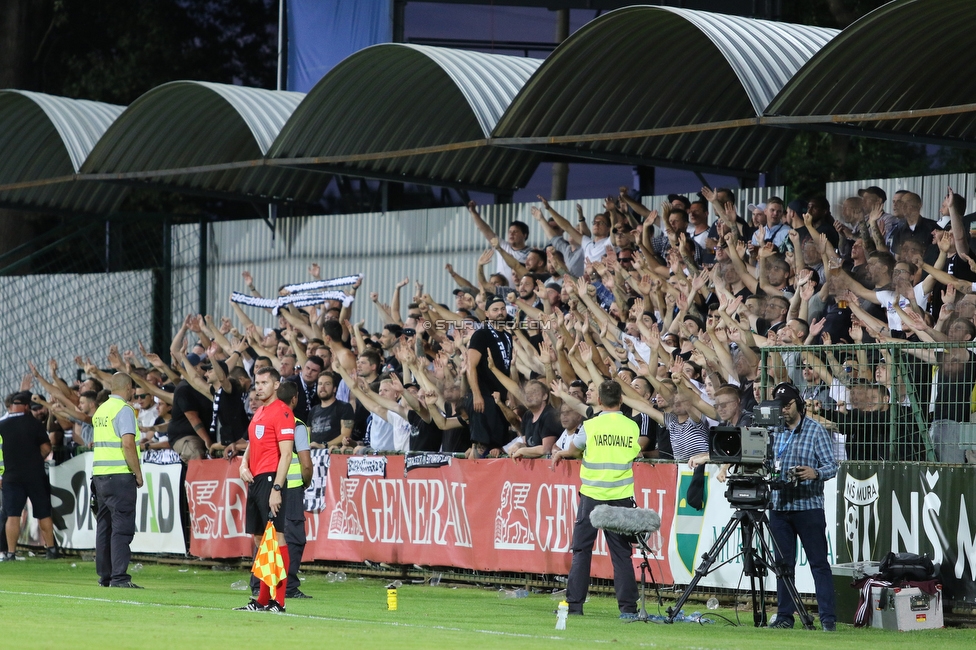 Mura - Sturm Graz
UEFA Europa League Playoff, NS Mura - SK Sturm Graz, Fazanerija Stadion Murska Sobota, 19.08.2021. 

Foto zeigt Fans von Sturm
