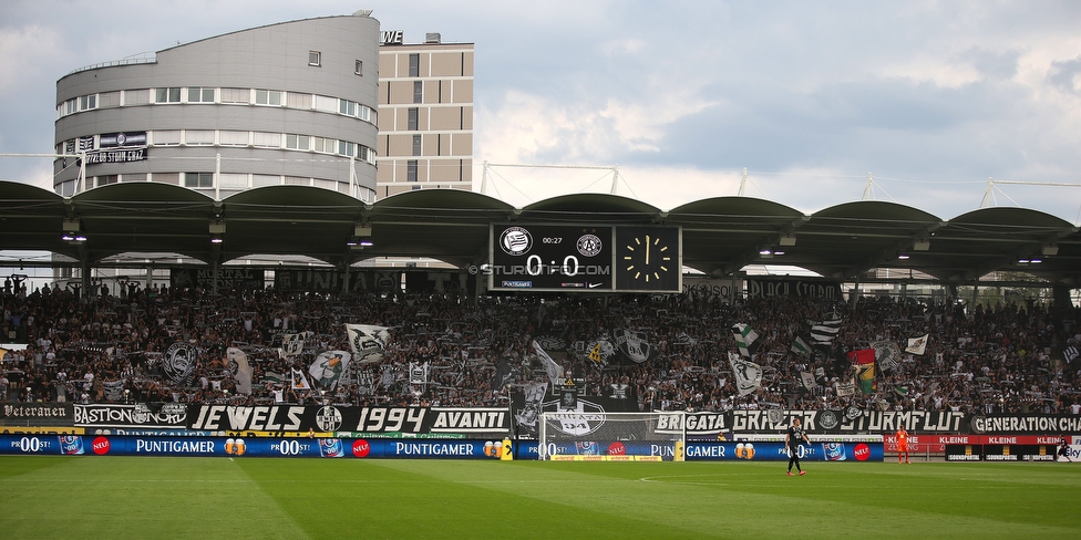 Sturm Graz - Austria Wien
Oesterreichische Fussball Bundesliga, 5. Runde, SK Sturm Graz - FK Austria Wien, Stadion Liebenau Graz, 22.08.2021. 

Foto zeigt Fans von Sturm
Schlüsselwörter: schals