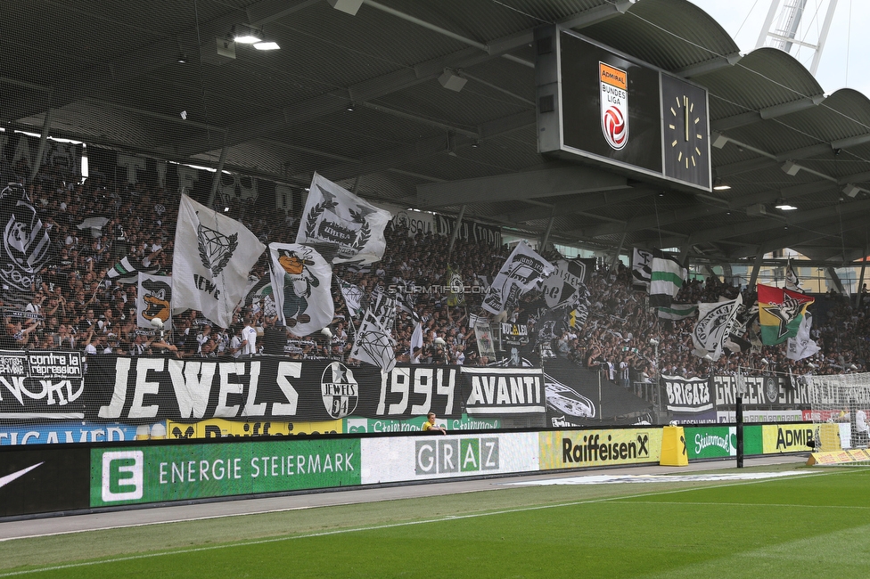 Sturm Graz - Austria Wien
Oesterreichische Fussball Bundesliga, 5. Runde, SK Sturm Graz - FK Austria Wien, Stadion Liebenau Graz, 22.08.2021. 

Foto zeigt Fans von Sturm
