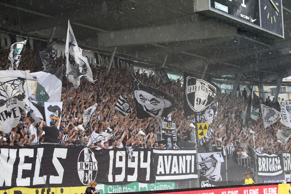 Sturm Graz - Austria Wien
Oesterreichische Fussball Bundesliga, 5. Runde, SK Sturm Graz - FK Austria Wien, Stadion Liebenau Graz, 22.08.2021. 

Foto zeigt Fans von Sturm
Schlüsselwörter: jewels