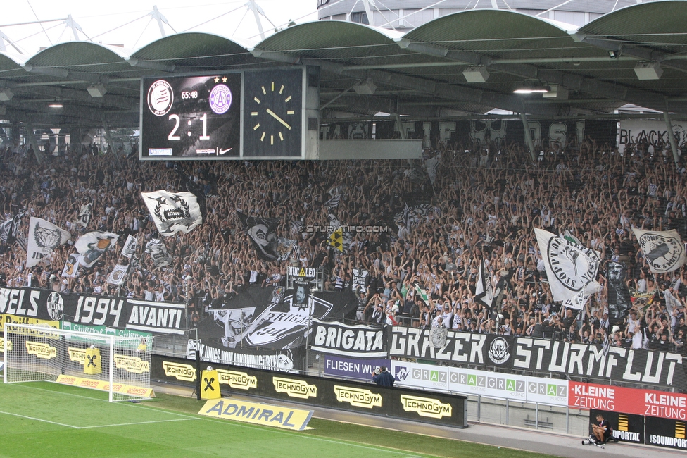 Sturm Graz - Austria Wien
Oesterreichische Fussball Bundesliga, 5. Runde, SK Sturm Graz - FK Austria Wien, Stadion Liebenau Graz, 22.08.2021. 

Foto zeigt Fans von Sturm
