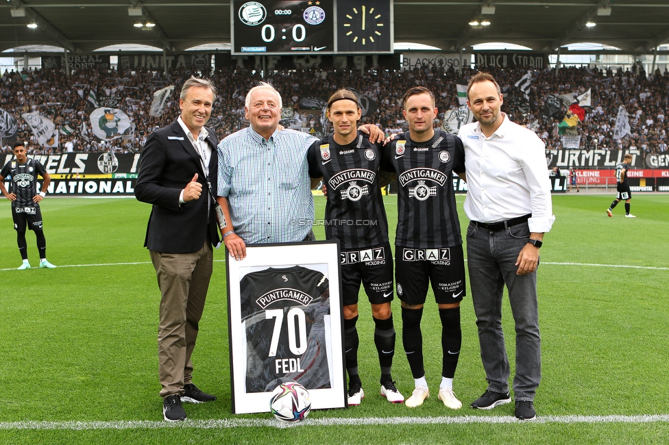 Sturm Graz - Austria Wien
Oesterreichische Fussball Bundesliga, 5. Runde, SK Sturm Graz - FK Austria Wien, Stadion Liebenau Graz, 22.08.2021. 

Foto zeigt Christian Jauk (Praesident Sturm), Hans Fedl (Ehrenpraesident Sturm), Stefan Hierlaender (Sturm), Jakob Jantscher (Sturm) und Thomas Tebbich (wirtsch. Geschaeftsfuehrer Sturm)
