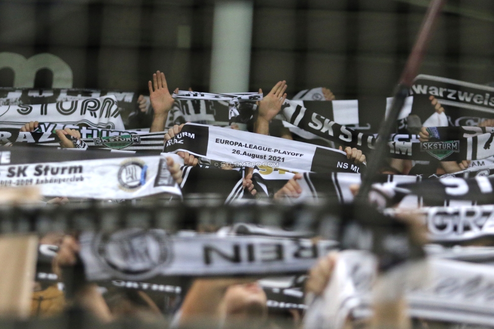 Sturm Graz - Mura
UEFA Europa League Playoff, SK Sturm Graz - NS Mura, Stadion Liebenau Graz, 26.08.2021. 

Foto zeigt Fans von Sturm
Schlüsselwörter: schals