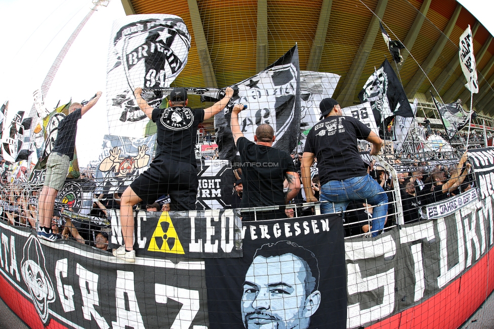 Admira Wacker - Sturm Graz
Oesterreichische Fussball Bundesliga, 6. Runde, FC Admira Wacker - SK Sturm Graz, Stadion Suedstadt Maria Enzersdorf, 29.08.2021. 

Foto zeigt Fans von Sturm
Schlüsselwörter: schals brigata sturmflut