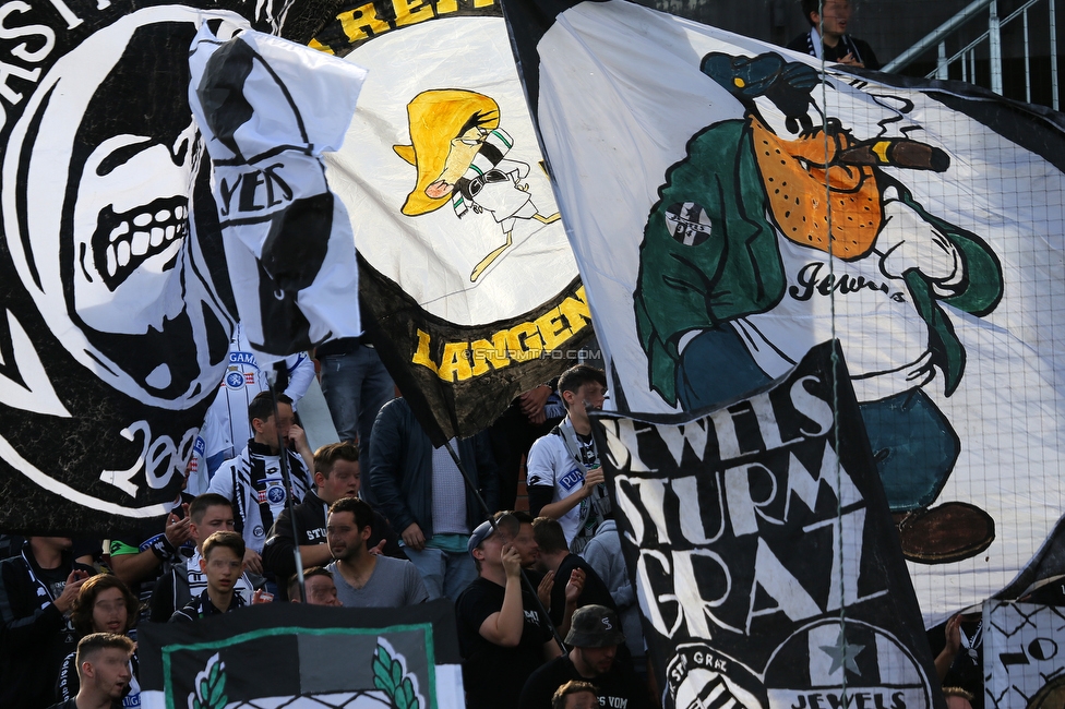 Admira Wacker - Sturm Graz
Oesterreichische Fussball Bundesliga, 6. Runde, FC Admira Wacker - SK Sturm Graz, Stadion Suedstadt Maria Enzersdorf, 29.08.2021. 

Foto zeigt Fans von Sturm
Schlüsselwörter: jewels