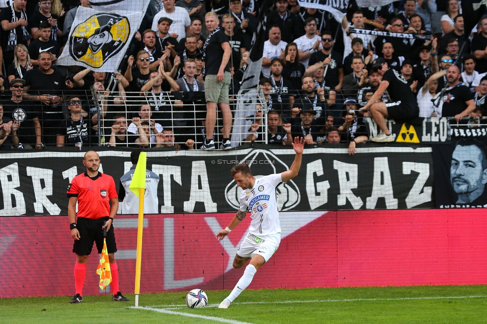 Admira Wacker - Sturm Graz
Oesterreichische Fussball Bundesliga, 6. Runde, FC Admira Wacker - SK Sturm Graz, Stadion Suedstadt Maria Enzersdorf, 29.08.2021. 

Foto zeigt Jakob Jantscher (Sturm) und Fans von Sturm
