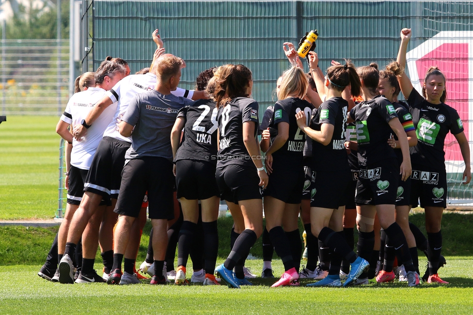 Sturm Damen - Vienna
OEFB Frauen Bundesliga, 2. Runde, SK Sturm Graz Damen - First Vienna FC 1894,  Trainingszentrum Messendorf Graz, 04.09.2021. 

Foto zeigt die Mannschaft der Sturm Damen
