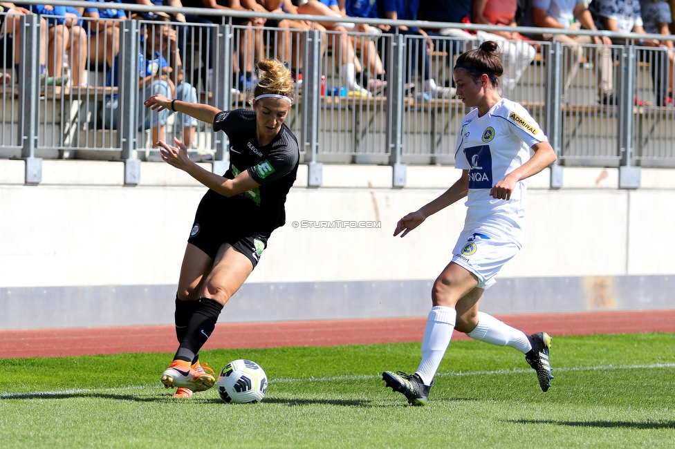 Sturm Damen - Vienna
OEFB Frauen Bundesliga, 2. Runde, SK Sturm Graz Damen - First Vienna FC 1894,  Trainingszentrum Messendorf Graz, 04.09.2021. 

Foto zeigt Modesta Uka (Sturm Damen)
