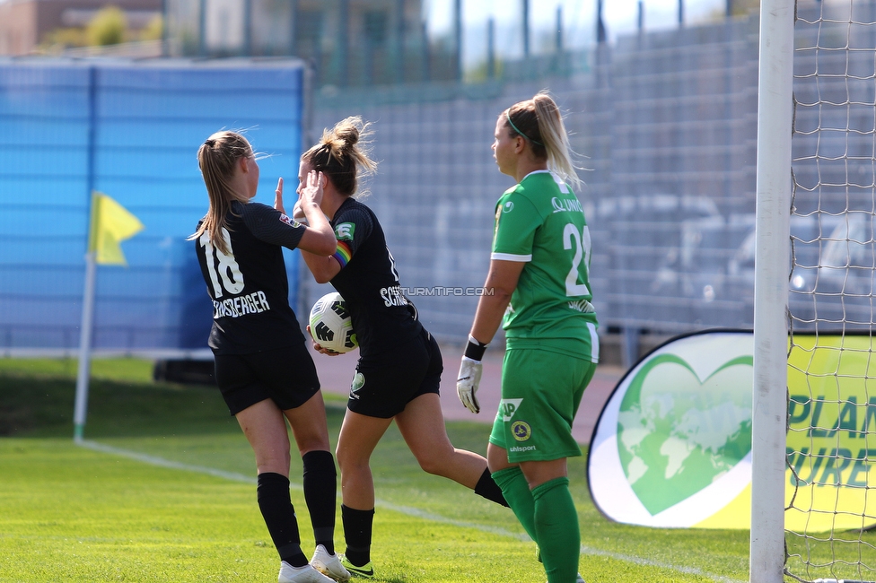 Sturm Damen - Vienna
OEFB Frauen Bundesliga, 2. Runde, SK Sturm Graz Damen - First Vienna FC 1894,  Trainingszentrum Messendorf Graz, 04.09.2021. 

Foto zeigt Anna Maria Wirnsberger (Sturm Damen) und Annabel Schasching (Sturm Damen)
Schlüsselwörter: torjubel