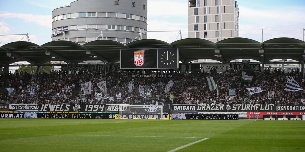 Sturm Graz - Austria Klagenfurt
Oesterreichische Fussball Bundesliga, 7. Runde, SK Sturm Graz - SK Austria Klagenfurt, Stadion Liebenau Graz, 12.09.2021. 

Foto zeigt Fans von Sturm
