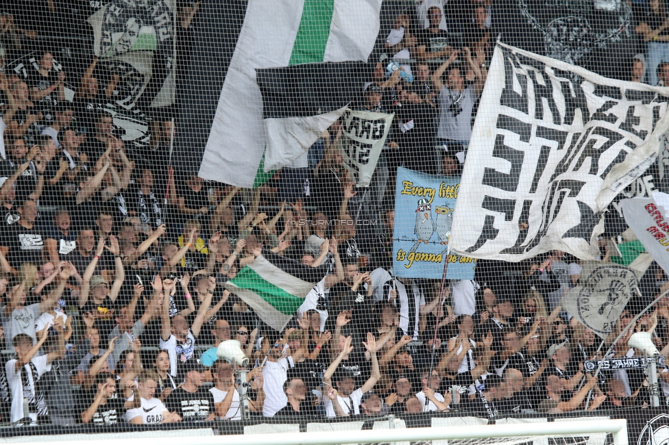 Sturm Graz - Austria Klagenfurt
Oesterreichische Fussball Bundesliga, 7. Runde, SK Sturm Graz - SK Austria Klagenfurt, Stadion Liebenau Graz, 12.09.2021. 

Foto zeigt Fans von Sturm
Schlüsselwörter: sturmflut