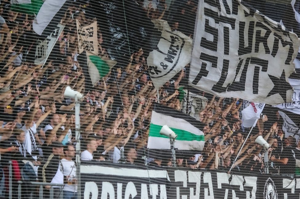 Sturm Graz - Austria Klagenfurt
Oesterreichische Fussball Bundesliga, 7. Runde, SK Sturm Graz - SK Austria Klagenfurt, Stadion Liebenau Graz, 12.09.2021. 

Foto zeigt Fans von Sturm
Schlüsselwörter: sturmflut