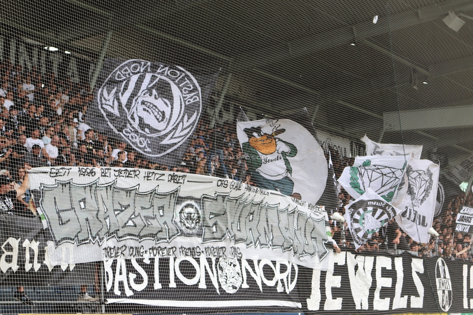 Sturm Graz - Austria Klagenfurt
Oesterreichische Fussball Bundesliga, 7. Runde, SK Sturm Graz - SK Austria Klagenfurt, Stadion Liebenau Graz, 12.09.2021. 

Foto zeigt Fans von Sturm
Schlüsselwörter: bastion sturmflut