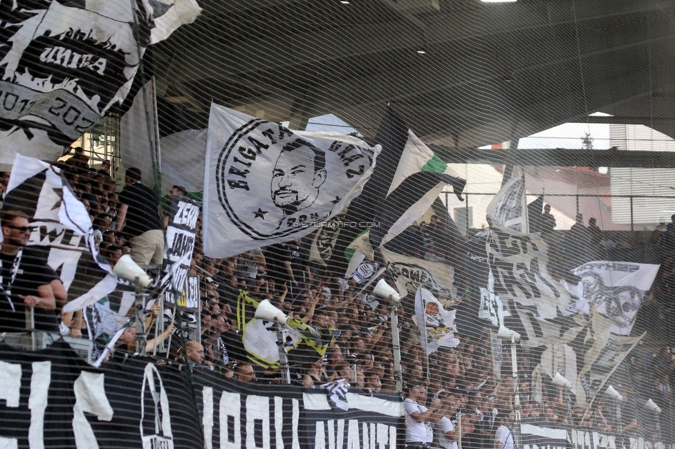 Sturm Graz - Austria Klagenfurt
Oesterreichische Fussball Bundesliga, 7. Runde, SK Sturm Graz - SK Austria Klagenfurt, Stadion Liebenau Graz, 12.09.2021. 

Foto zeigt Fans von Sturm
