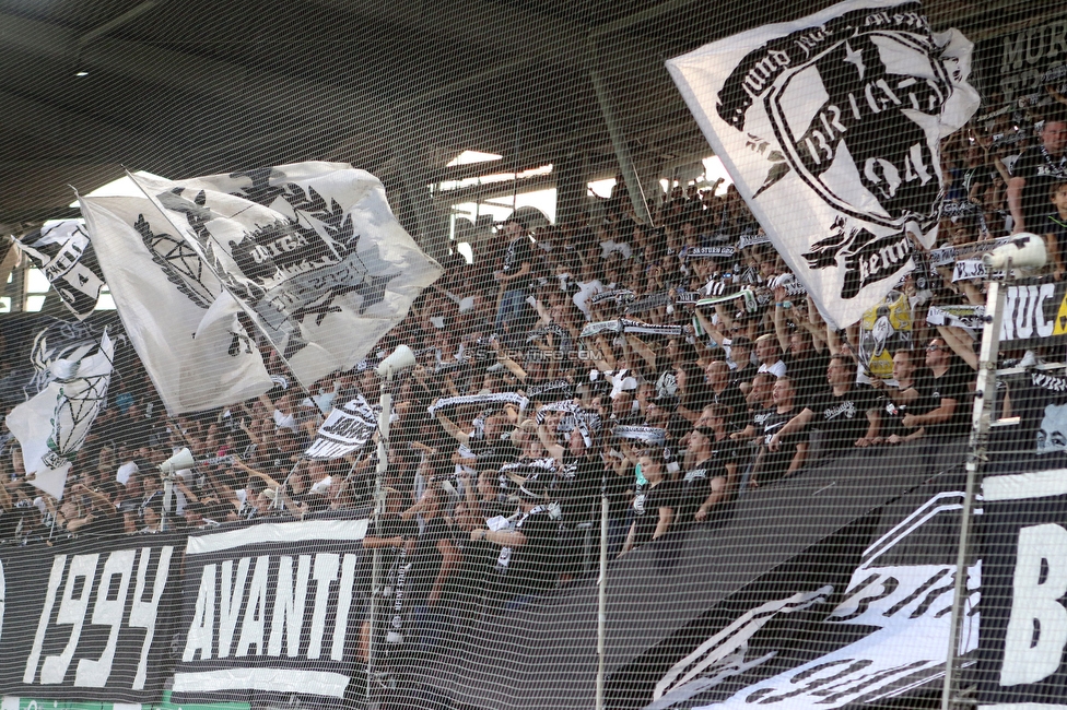 Sturm Graz - Austria Klagenfurt
Oesterreichische Fussball Bundesliga, 7. Runde, SK Sturm Graz - SK Austria Klagenfurt, Stadion Liebenau Graz, 12.09.2021. 

Foto zeigt Fans von Sturm
Schlüsselwörter: brigata