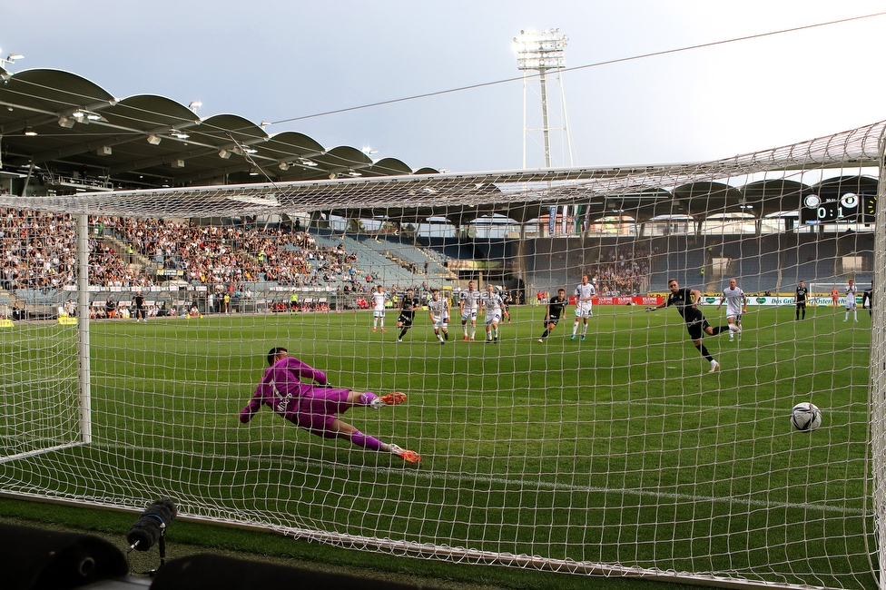 Sturm Graz - Austria Klagenfurt
Oesterreichische Fussball Bundesliga, 7. Runde, SK Sturm Graz - SK Austria Klagenfurt, Stadion Liebenau Graz, 12.09.2021. 

Foto zeigt Lennart Franklin Moser (A. Klagenfurt) und Jakob Jantscher (Sturm)
Schlüsselwörter: elfmeter torjubel