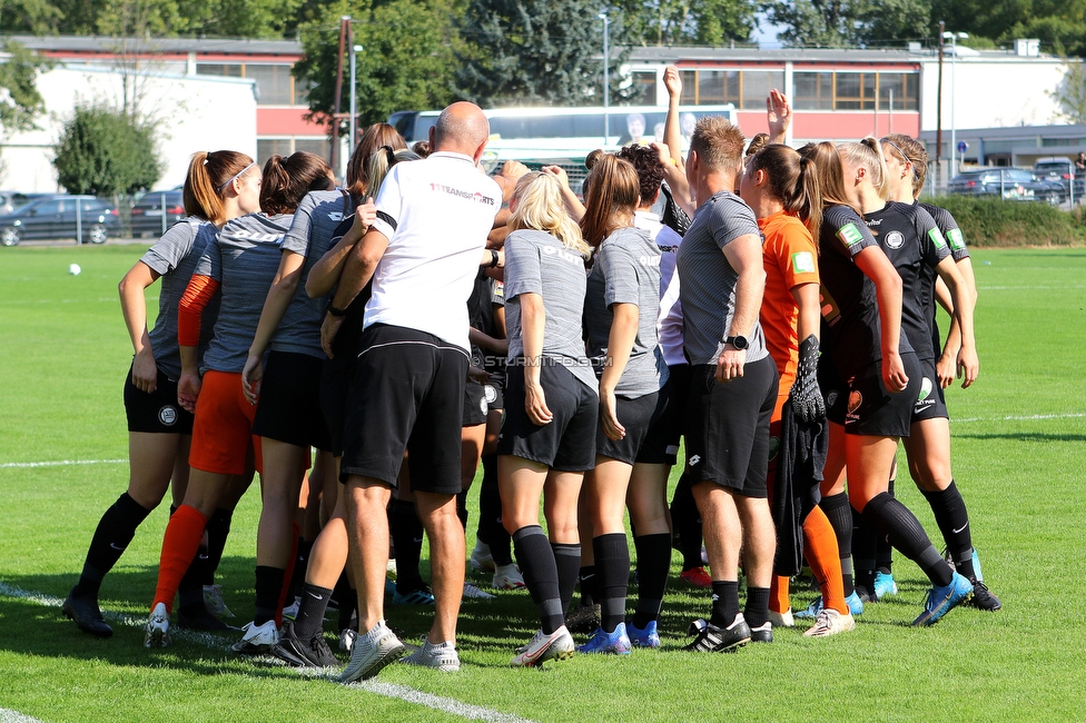 Sturm Damen - Altach Vorderland
OEFB Frauen Bundesliga, 3. Runde, SK Sturm Graz Damen - SPG Altach Vorderland,  STFV Platz Graz, 12.09.2021. 

Foto zeigt die Mannschaft der Sturm Damen
