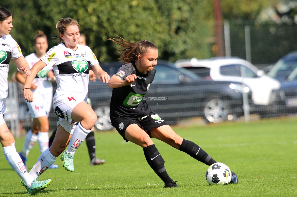 Sturm Damen - Altach Vorderland
OEFB Frauen Bundesliga, 3. Runde, SK Sturm Graz Damen - SPG Altach Vorderland,  STFV Platz Graz, 12.09.2021. 

Foto zeigt Lilli Purtscheller (Sturm Damen)
