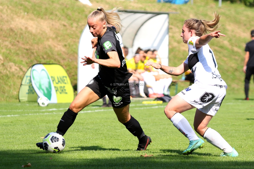 Sturm Damen - Altach Vorderland
OEFB Frauen Bundesliga, 3. Runde, SK Sturm Graz Damen - SPG Altach Vorderland,  STFV Platz Graz, 12.09.2021. 

Foto zeigt Sophie Hillebrand (Sturm Damen)
