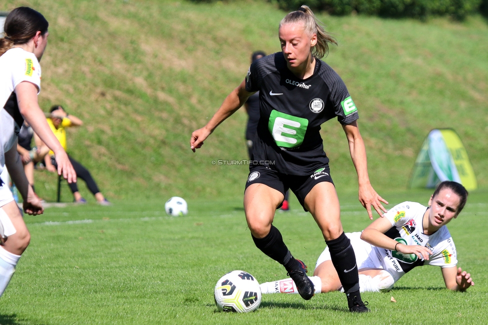 Sturm Damen - Altach Vorderland
OEFB Frauen Bundesliga, 3. Runde, SK Sturm Graz Damen - SPG Altach Vorderland,  STFV Platz Graz, 12.09.2021. 

Foto zeigt Sophie Hillebrand (Sturm Damen)
