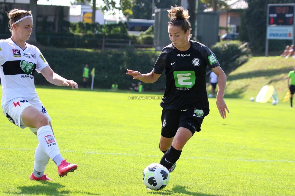 Sturm Damen - Altach Vorderland
OEFB Frauen Bundesliga, 3. Runde, SK Sturm Graz Damen - SPG Altach Vorderland,  STFV Platz Graz, 12.09.2021. 

Foto zeigt Michela Croatto (Sturm Damen)
